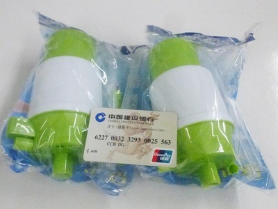 高效便捷的手壓式飲水器 原理、特點與選購指南